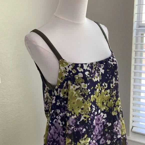 Joseph Ribkoff floral sleeveless top - Picture 3 of 8